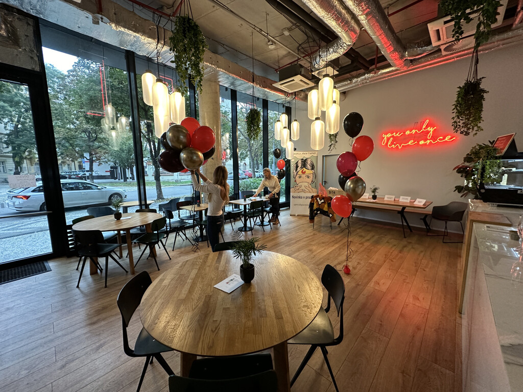 Fuel bistro večírek interiér