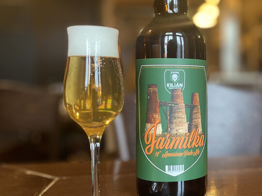 Jarmilka 12° APA horně kvašená, hořká s ovocnou a bylinkovou chutí