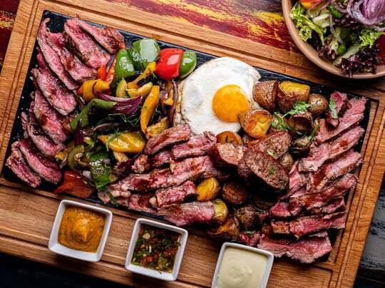 Argentinský Grill Mix pro 2 osoby-Rumpsteak z květové špičky, Top Side z argentinské kýty