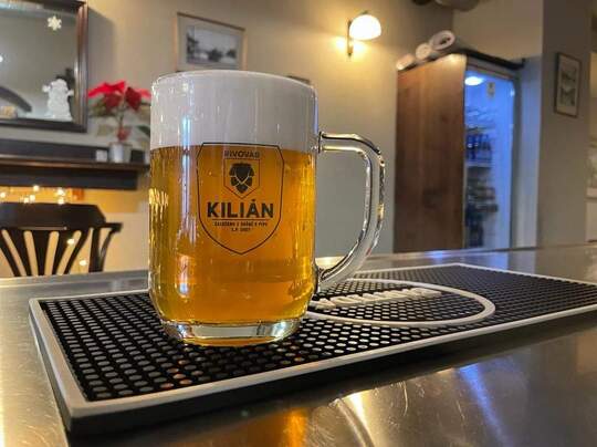 Pivní sklo 0,5l s logem Kilián