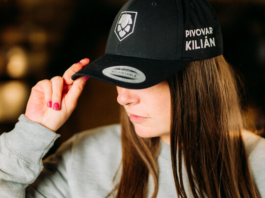Kšiltovka černá dámská